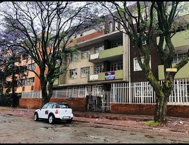 BUSINESS FOR SALE IN YEOVILLE